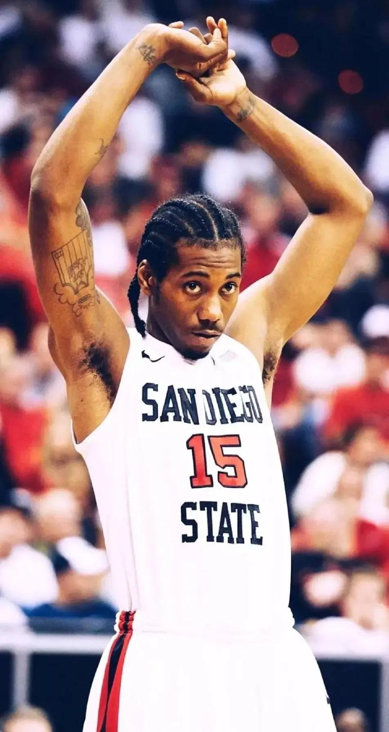 范晓冬：我知道的圈内料比球迷多多了，但我不会诋毁中国足球（范晓冬：圈内消息我知道得比球迷多得多，但绝不抹黑中国足球）