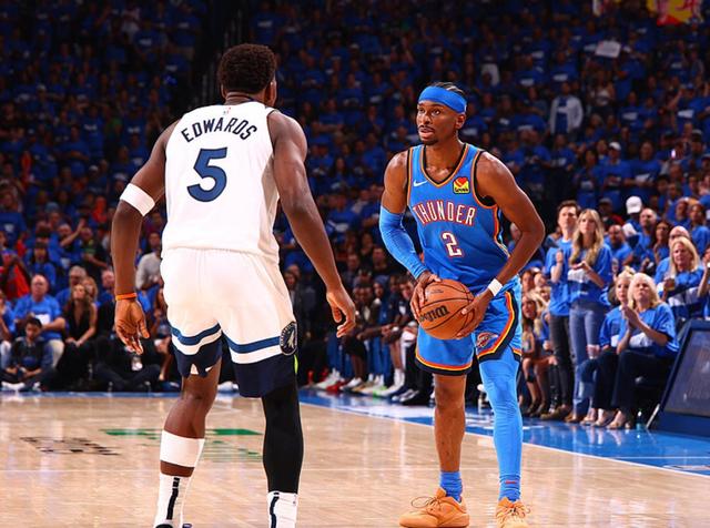 鲍威尔的赛季回顾与反思（鲍威尔赛季总结与思考）