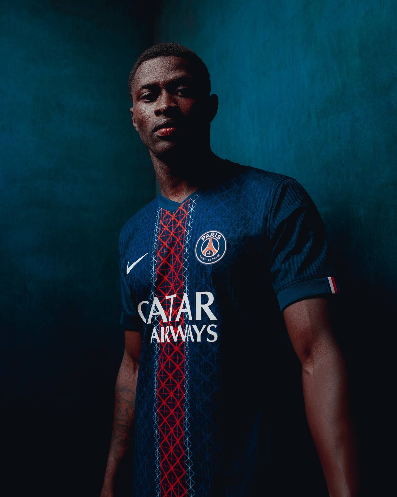 巴萨21世纪10大球星：梅西第1 埃托奥第10（21世纪巴萨十大球星榜：梅西第一，埃托奥第十）