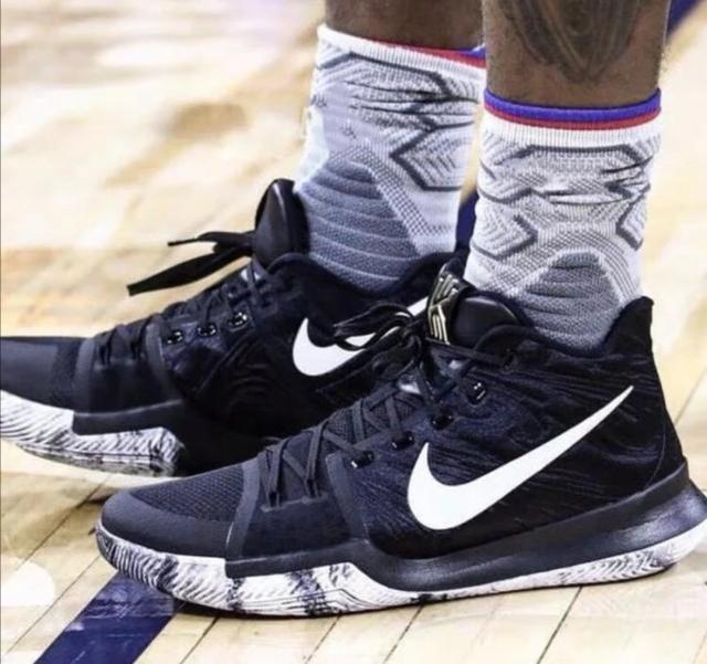 替补发威！勇士今天首发仅有1人得分上双，替补却有4人（板凳成关键！勇士首发仅一人上双，替补四人得分上双）