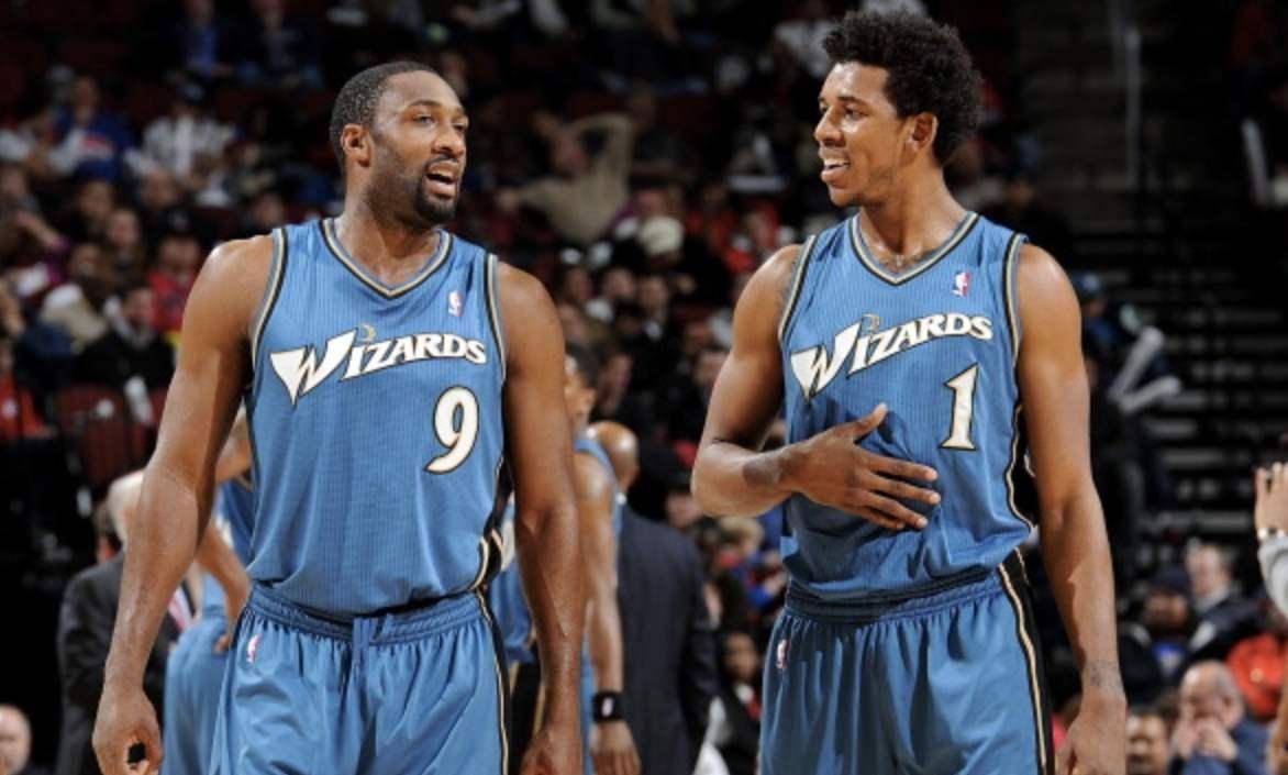 特瓦斯随行西班牙国王访华，向国内推广西甲联赛（特瓦斯随西班牙国王访华，助力西甲在华推广）