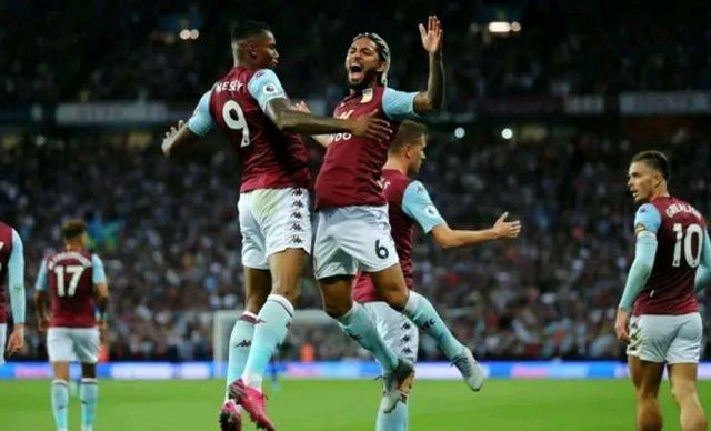 官方：新疆男篮与后卫理查德森签约，并已完备CBA注册手续（新疆男篮官宣签约后卫理查德森，CBA注册手续已完成）