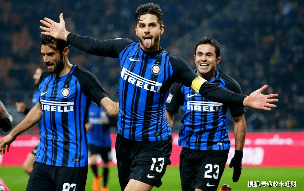 梅西91球领跑自然年射手榜，姆巴佩62球冲击C罗纪录（年度射手榜梅西91球居首，姆巴佩62球剑指C罗纪录）