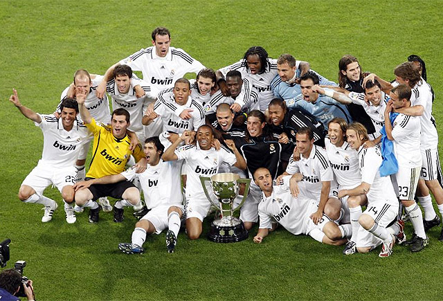 利物浦晒与毕包两场季前赛海报：维尔茨、范戴克、萨拉赫出镜（利物浦发布与毕尔巴鄂两场季前热身赛海报：维尔茨、范戴克、萨拉赫亮相）