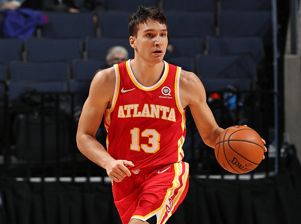 官方：沃尔夫斯堡主帅西蒙尼斯下课；带队10轮联赛距降级区1分（官宣：沃尔夫斯堡解聘主帅西蒙尼斯，执教10轮后球队仅高出降级区1分）