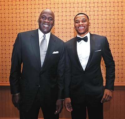 镜报：莱因克尔曾和亲弟弟关系断裂17年，今年夏天才破冰（《镜报》：莱因克尔与亲弟弟断联17年，今夏终于破冰）